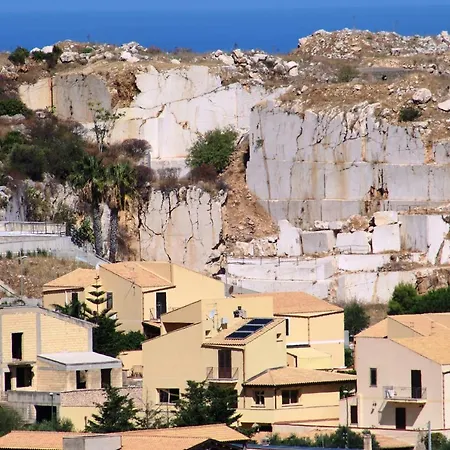 Il Mandorlo -